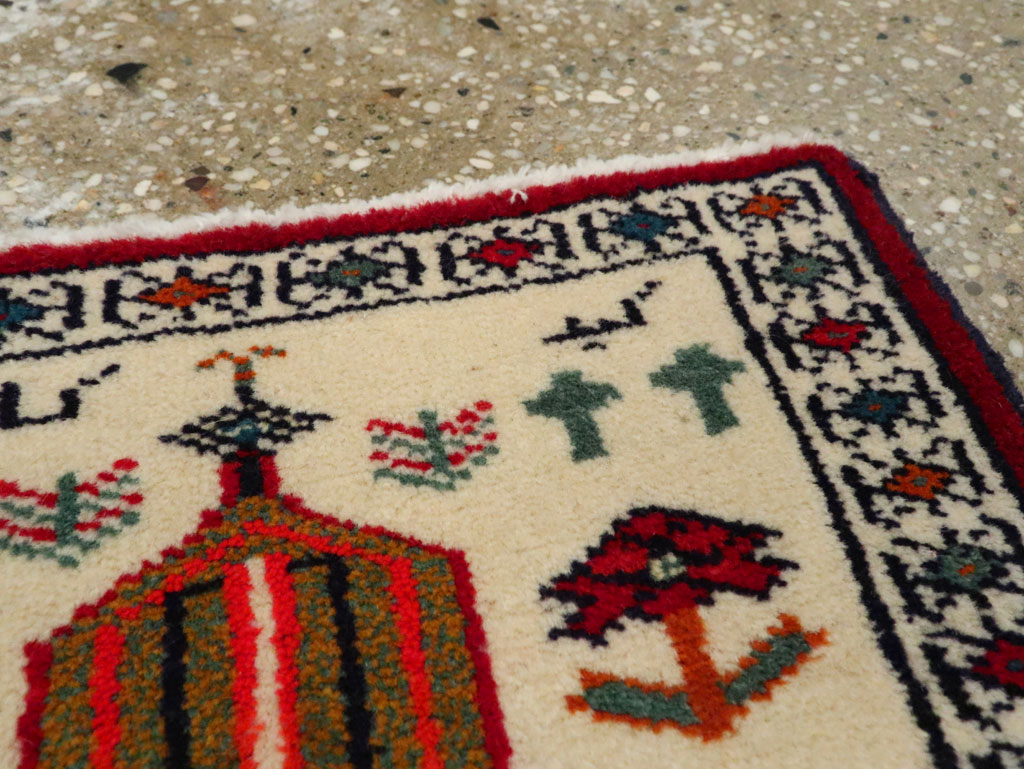 Vintage Baluch Pictorial Rug, No.22884 - Gsblank