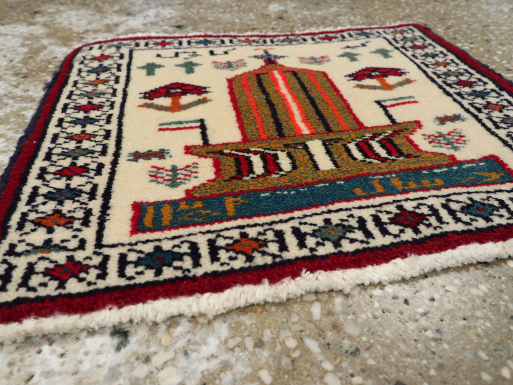 Vintage Baluch Pictorial Rug, No.22884 - Gsblank