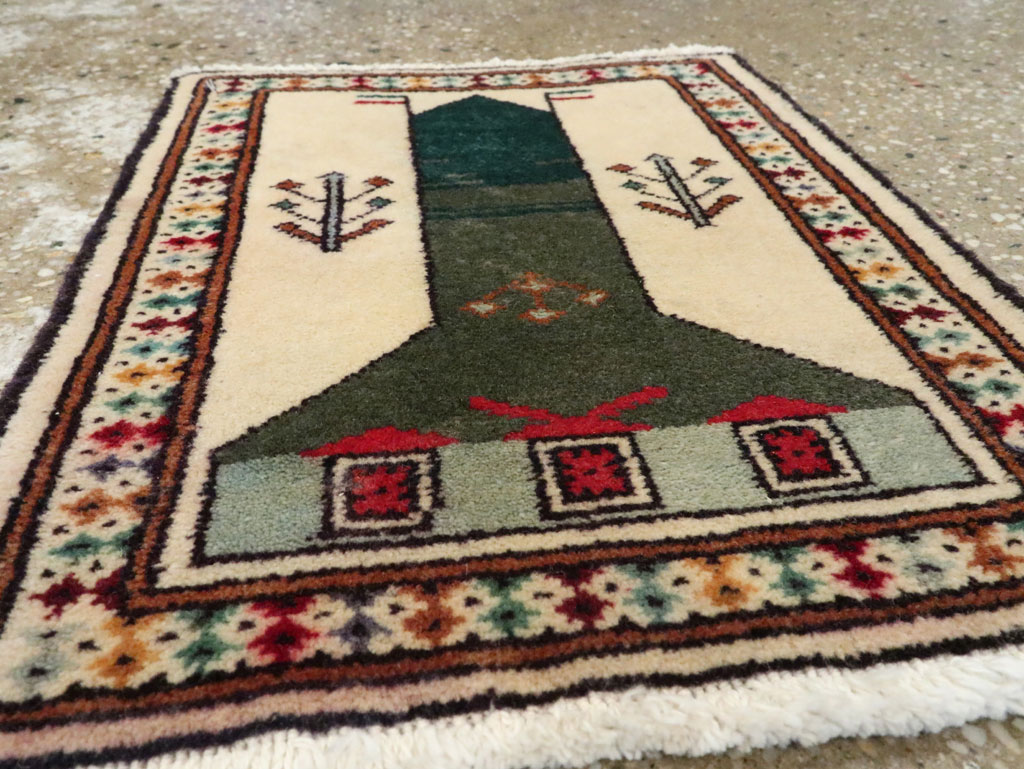 Vintage Persian Baluch Pictorial Rug, No.22886 - Gsblank