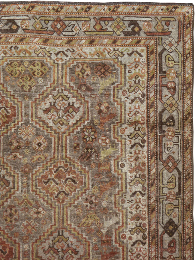 Antique Persian Shiraz Square Rug, No.22898 - Gsblank