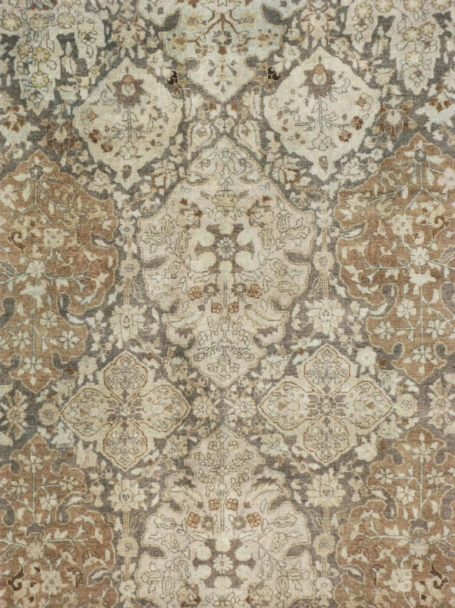 Antique Persian Tabriz Carpet, No.22920 - Gsblank
