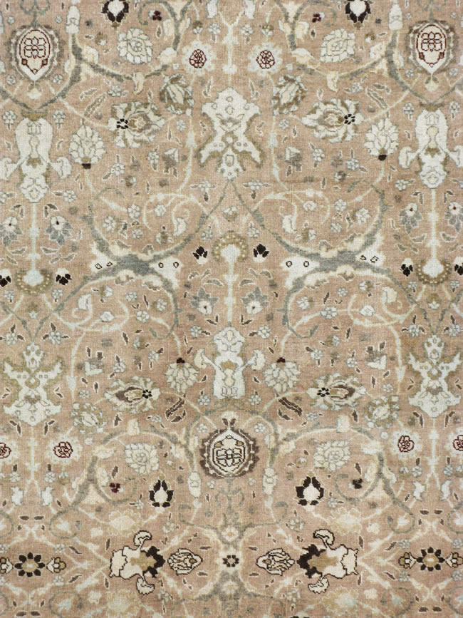 Antique Persian Tabriz Carpet, No.22960 - Gsblank