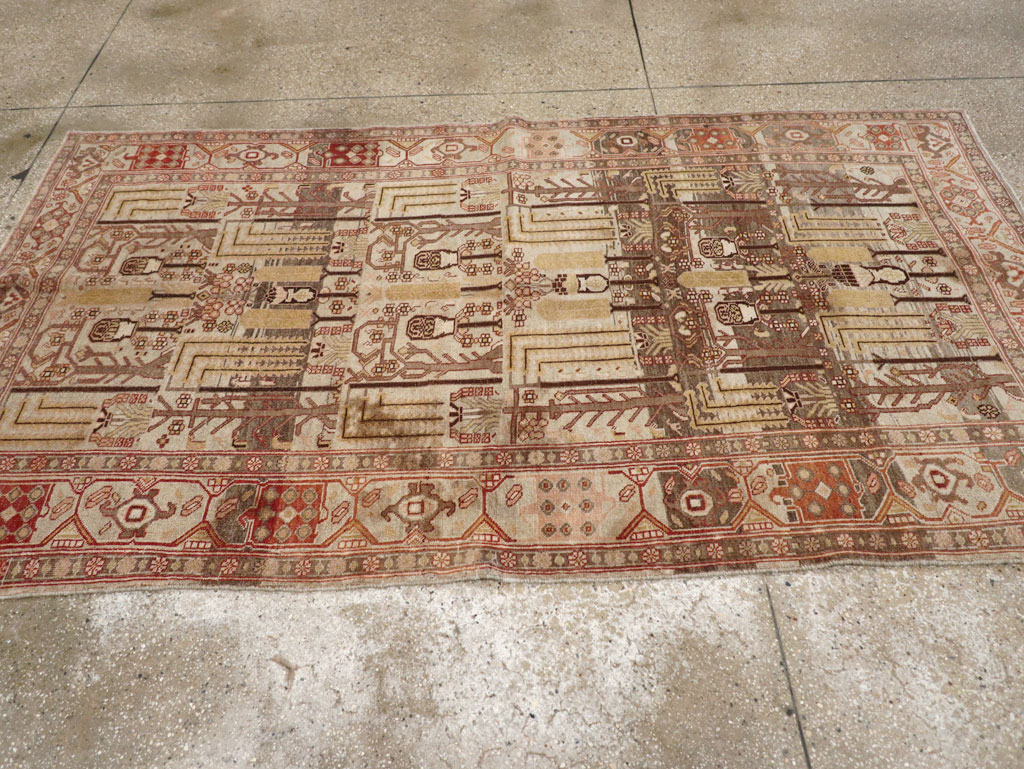 Antique Persian Bidjar Rug, No.22962 - Gsblank