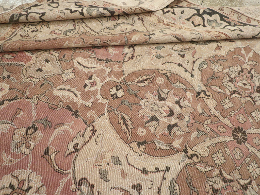 Vintage Indian Lahore Room Size Carpet, No.22965 - Gsblank