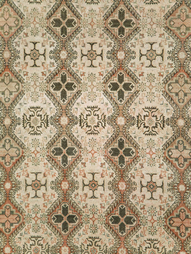 Vintage Persian Quom Room Size Carpet, No.22967 - Gsblank