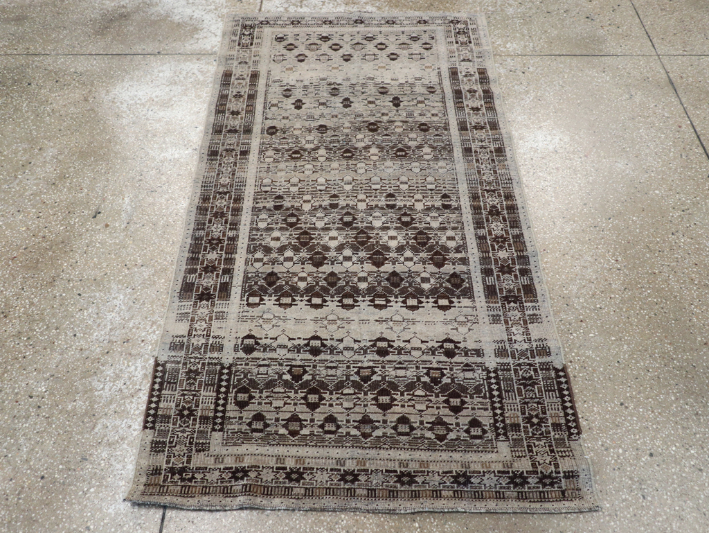 Antique Persian Baluch Rug, No.22981 - Gsblank