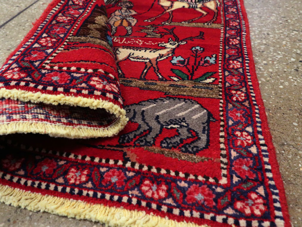 Vintage Persian Tabriz Pictorial Rug, No.22998 - Gsblank