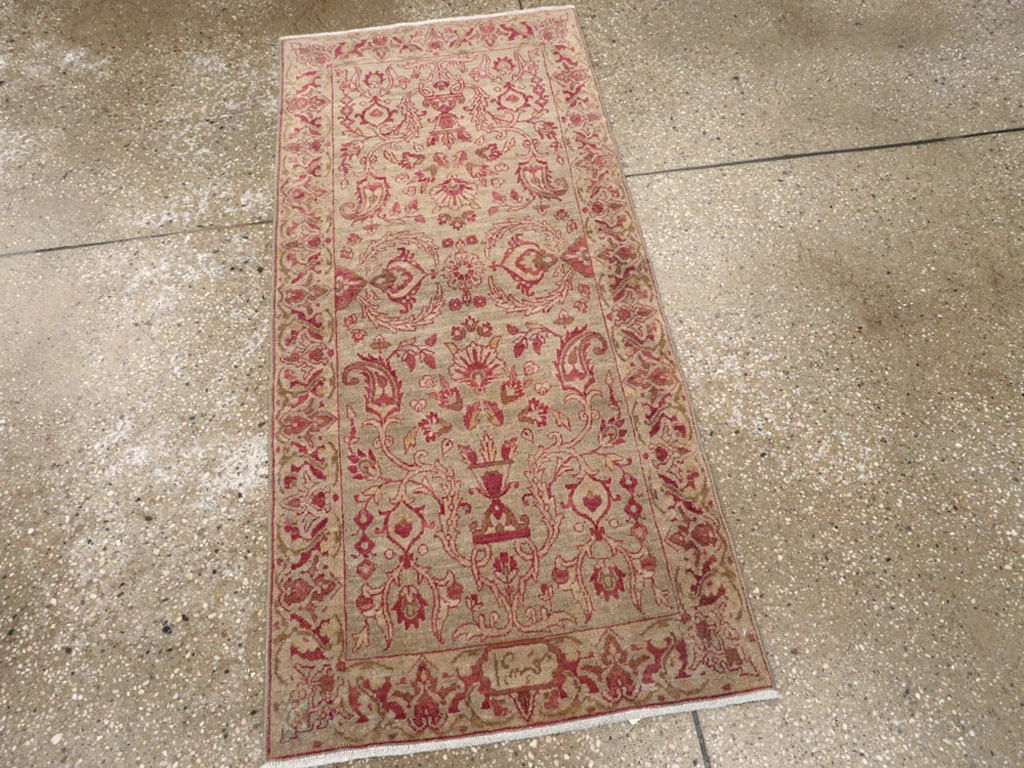 Antique Persian Lavar Kerman Rug, No.23000 - Gsblank