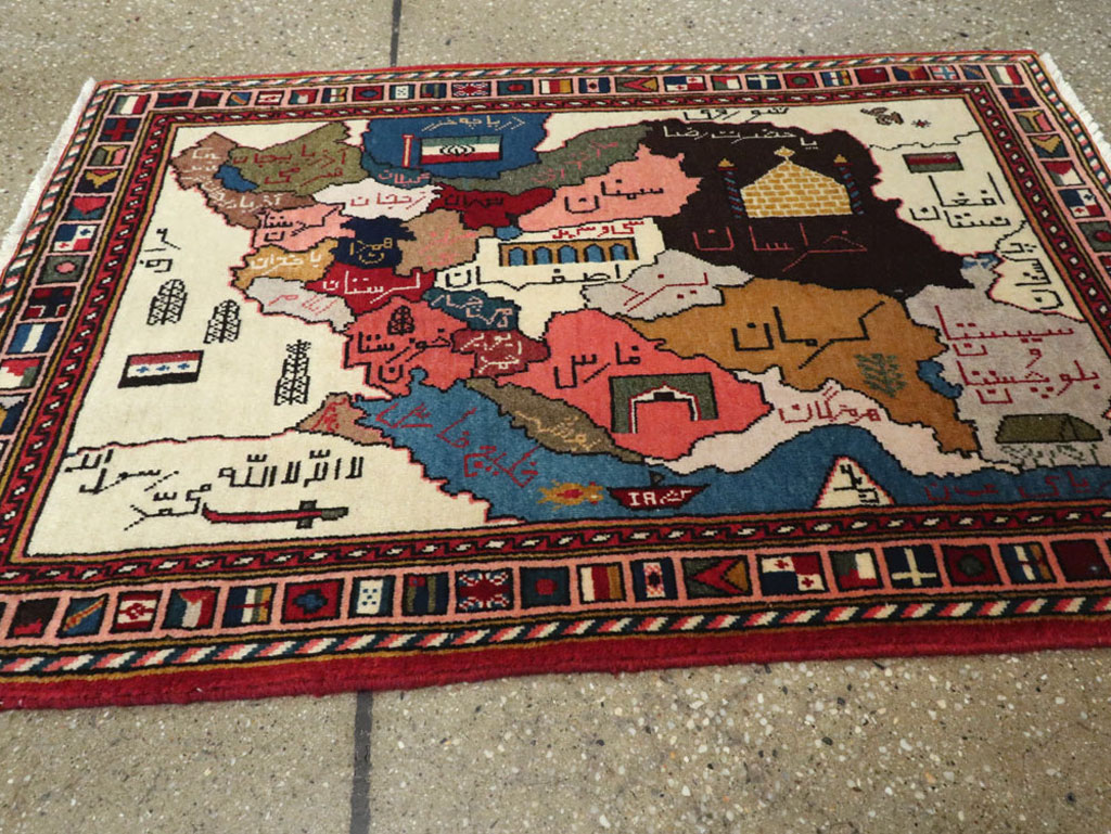 Vintage Tabriz Pictorial Map Rug, No.23004 - Gsblank
