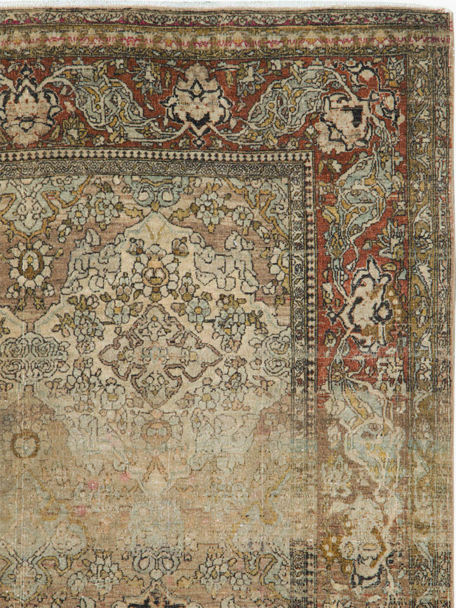 Antique Isfahan Rug, No.23030 - Gsblank