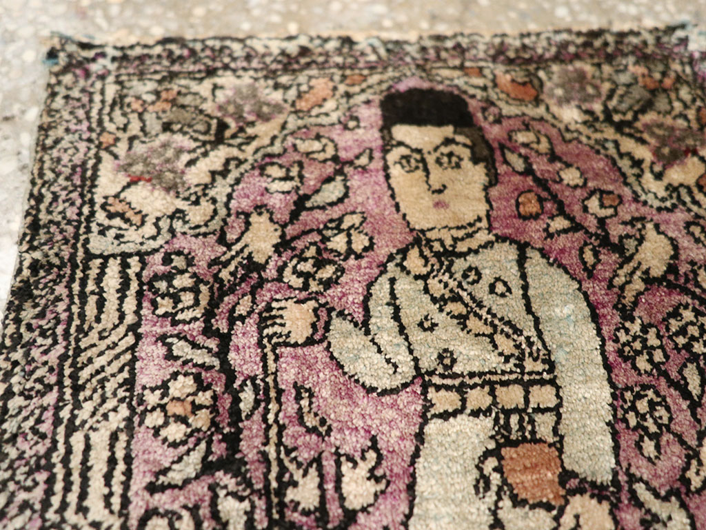 Antique Persian Kashan Pictorial Rug, No.23035 - Gsblank