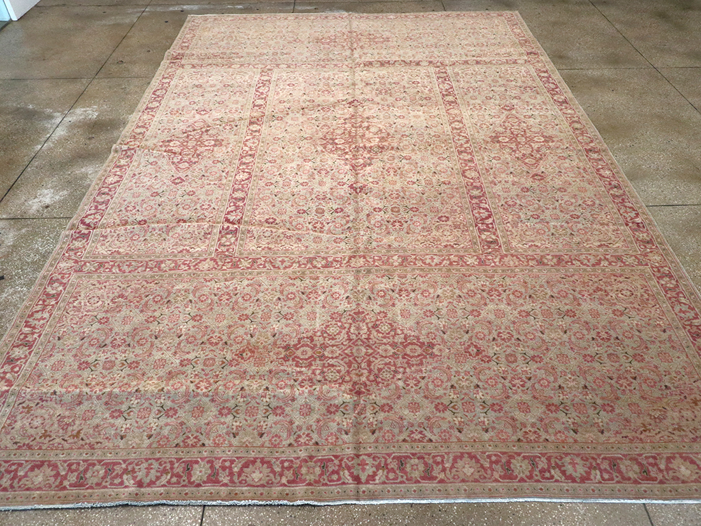 Antique Persian Tabriz Carpet, No.23047 - Gsblank