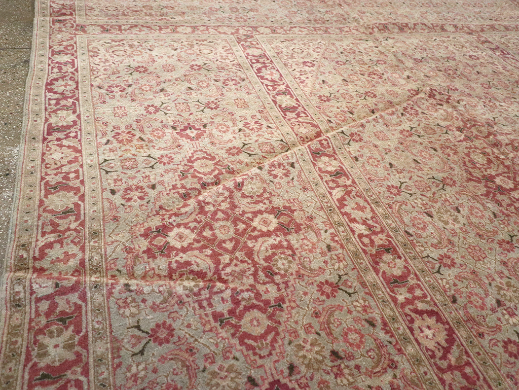Antique Persian Tabriz Carpet, No.23047 - Gsblank