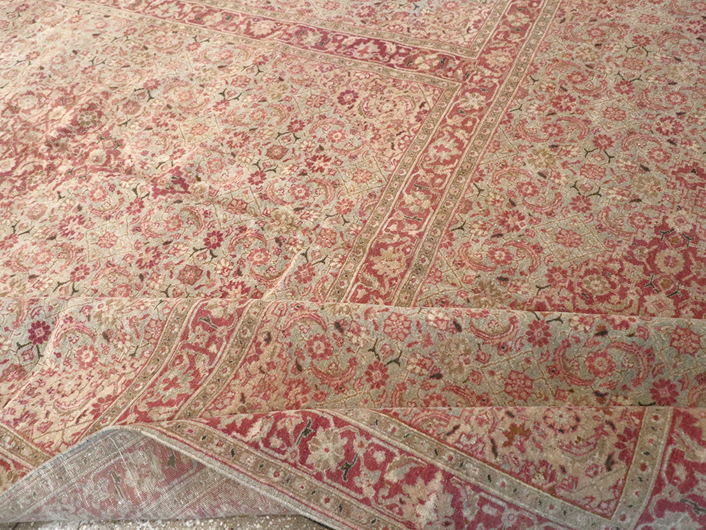 Antique Persian Tabriz Carpet, No.23047 - Gsblank