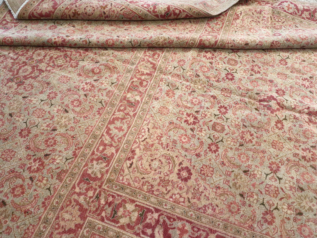 Antique Persian Tabriz Carpet, No.23047 - Gsblank