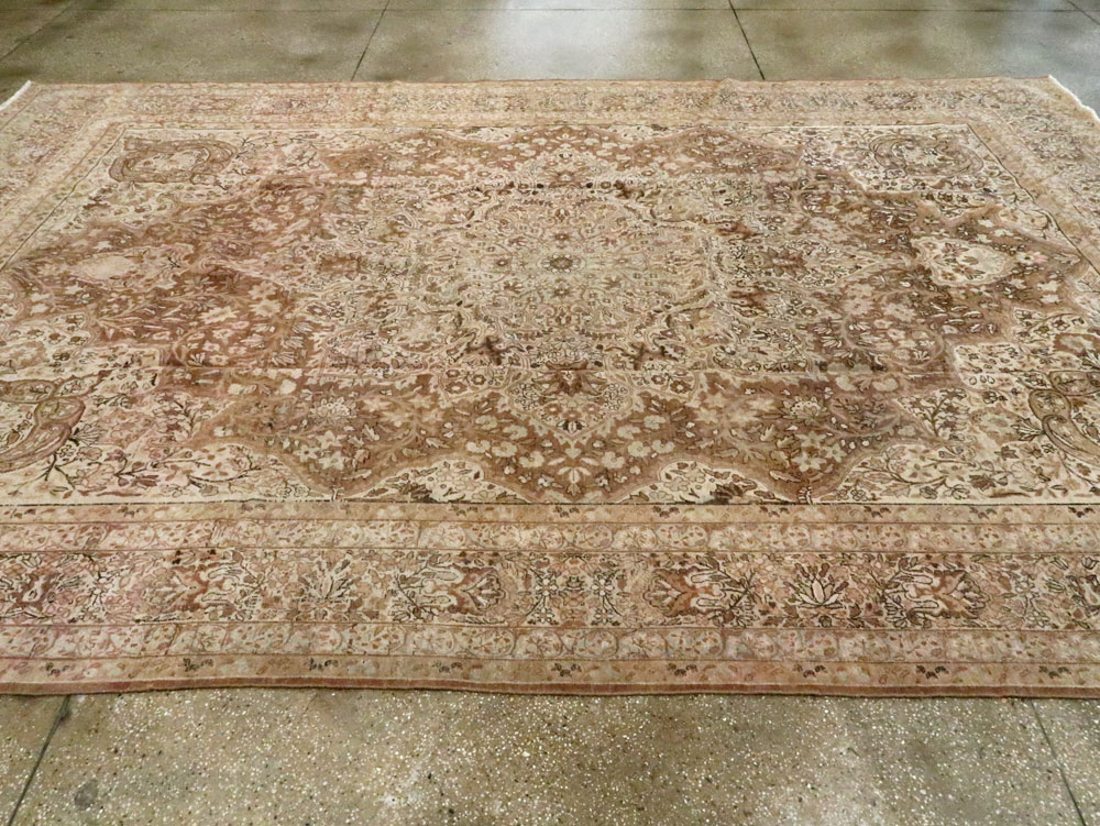 Antique Persian Lavar Kerman Carpet, No.23050 - Gsblank