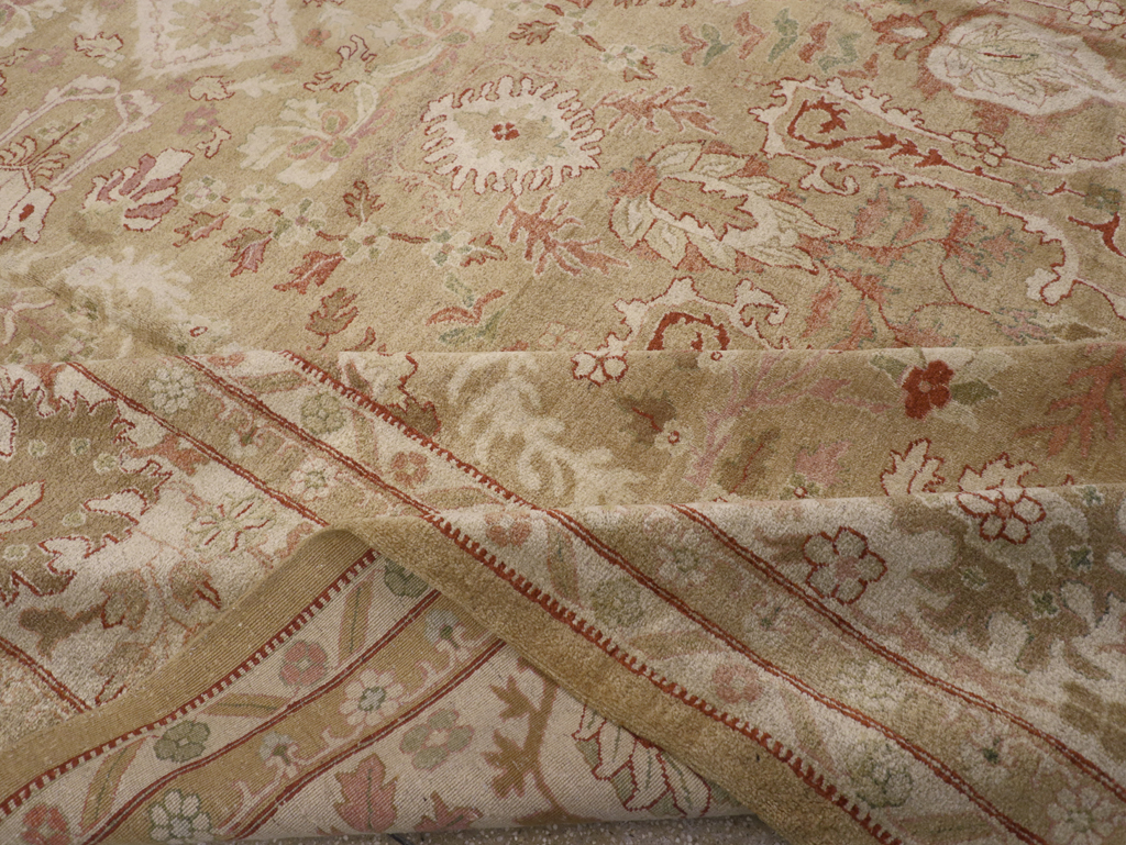 Antique Indian Agra Carpet, No.23054 - Gsblank