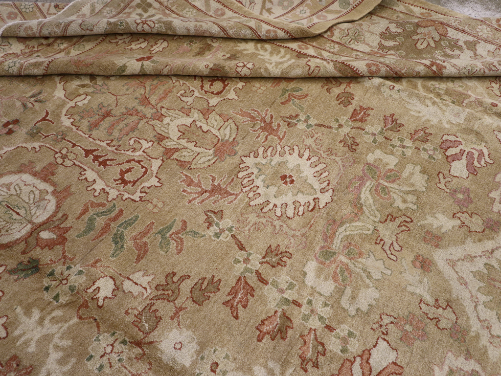 Antique Indian Agra Carpet, No.23054 - Gsblank