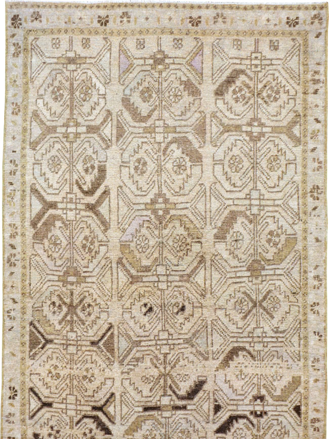 Vintage Persian Tabriz Runner, No.23073 - Gsblank