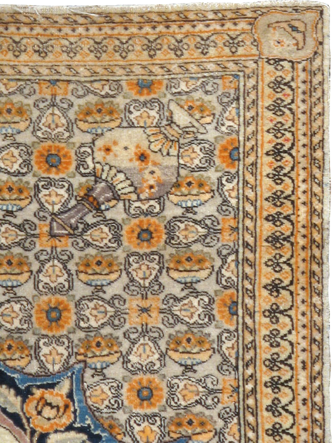 Vintage Persian Tabriz Pictorial Rug, No.23097 - Gsblank