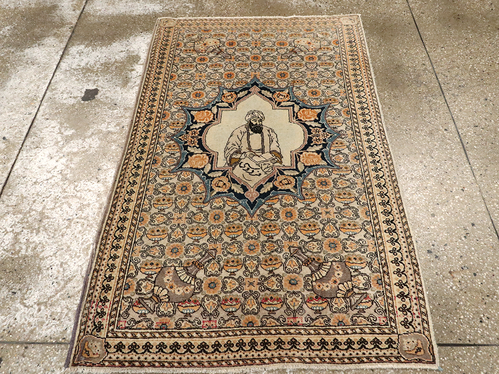 Vintage Persian Tabriz Pictorial Rug, No.23097 - Gsblank