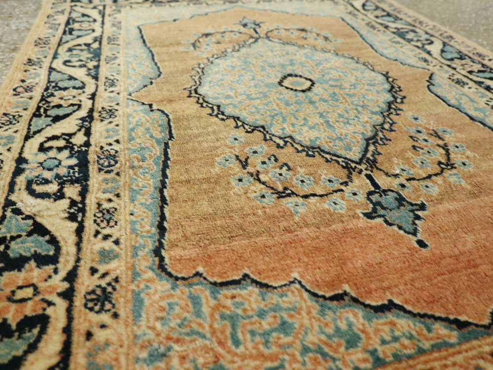 Antique Persian Tabriz Hagi Jalili Rug, No.23104 - Gsblank
