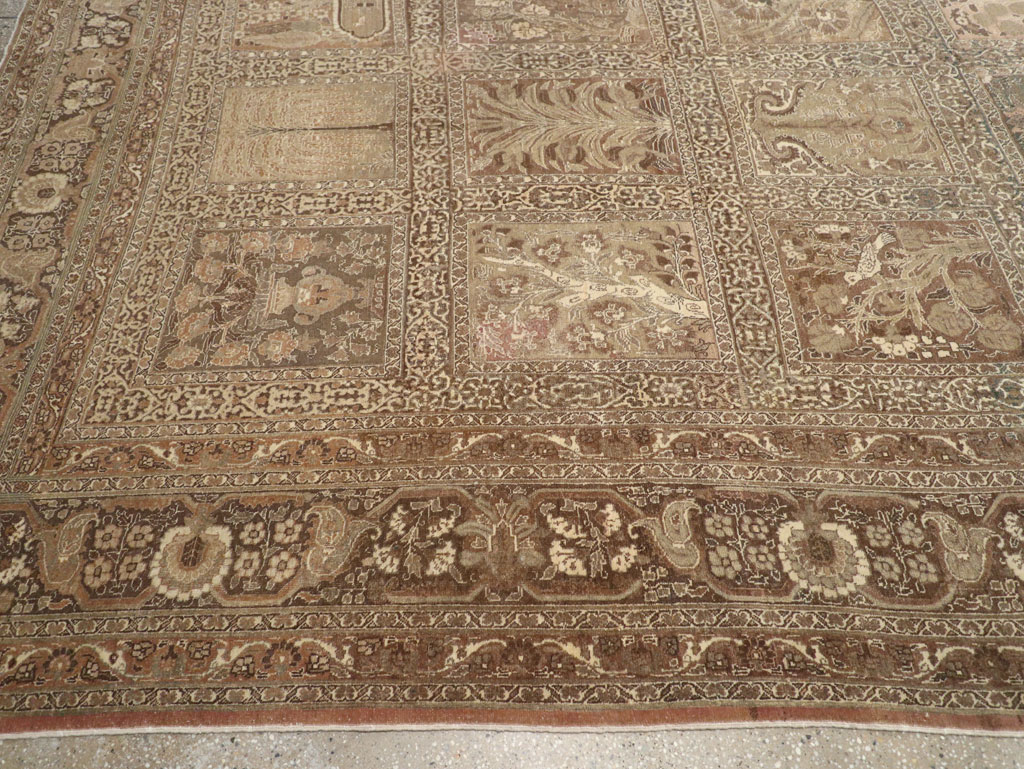 Antique Persian Tabriz Large Carpet, No.23112 - Gsblank