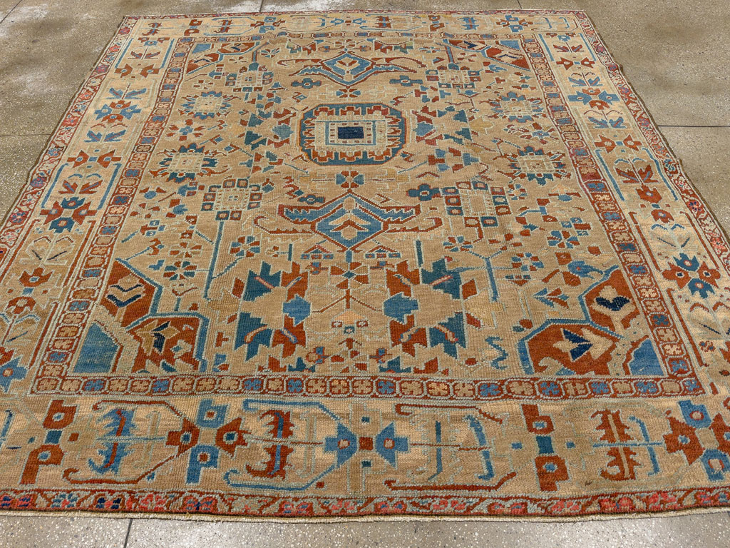 Antique Persian Heriz Square Carpet, No.23118 - Gsblank