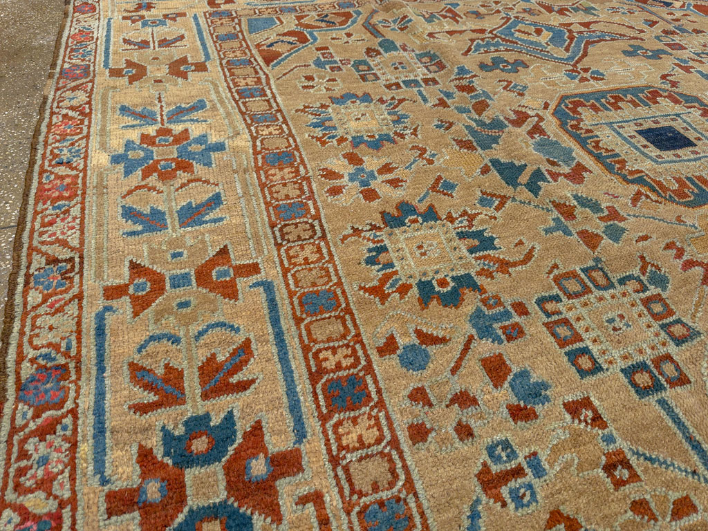 Antique Persian Heriz Square Carpet, No.23118 - Gsblank