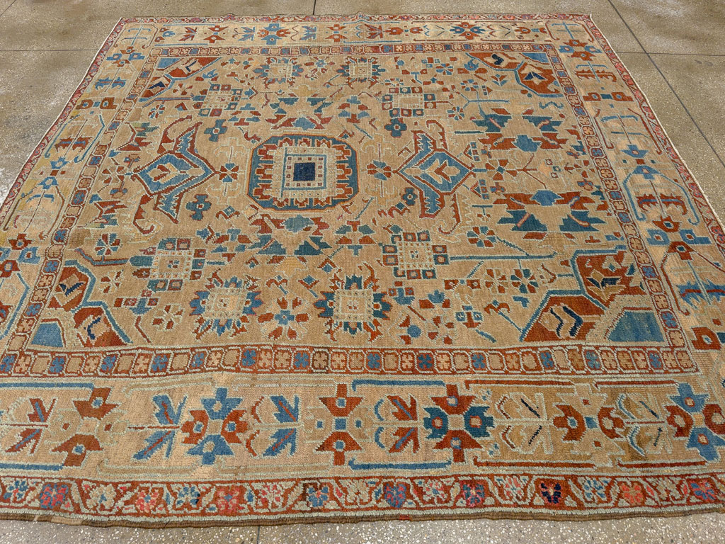 Antique Persian Heriz Square Carpet, No.23118 - Gsblank