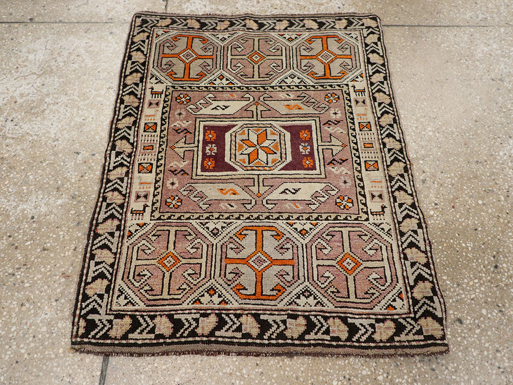 Antique Caucasian Shirvan Rug, No.23132 - Gsblank