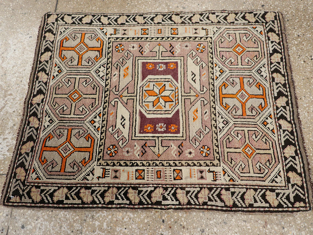 Antique Caucasian Shirvan Rug, No.23132 - Gsblank