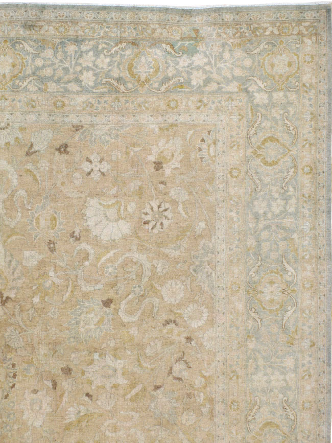 Antique Persian Tabriz Carpet, No.23137 - Gsblank