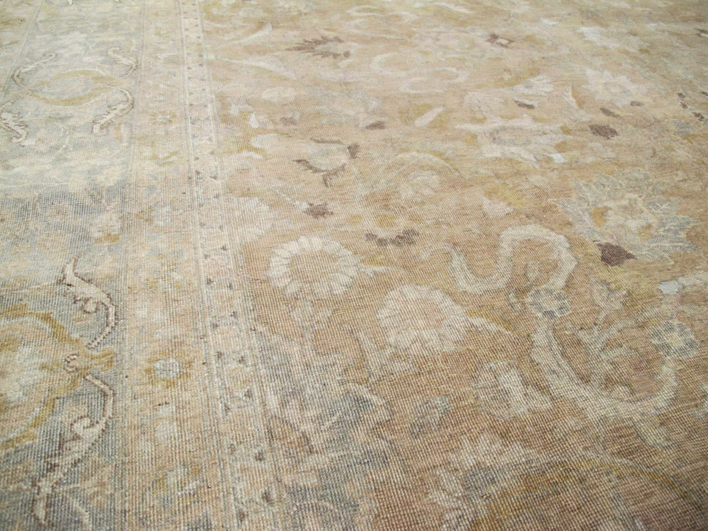 Antique Persian Tabriz Carpet, No.23137 - Gsblank