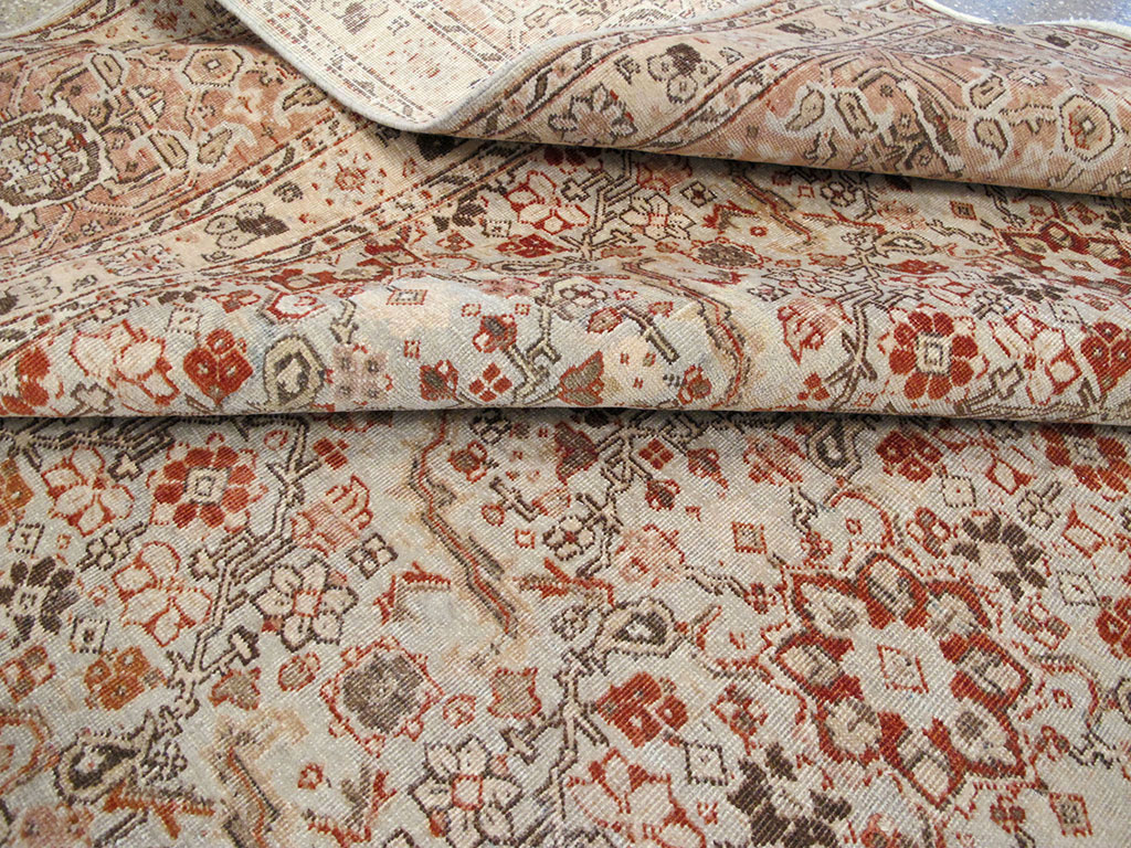 Antique Perian Tabriz Carpet, No.23144 - Gsblank