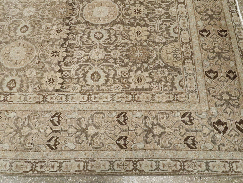 Antique Persian Tabriz Carpet, No.23149 - Gsblank