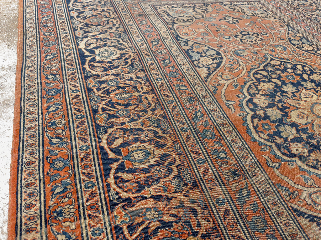 Antique Persian Tabriz Haji Jalili Accent Rug, No.23163 - Gsblank