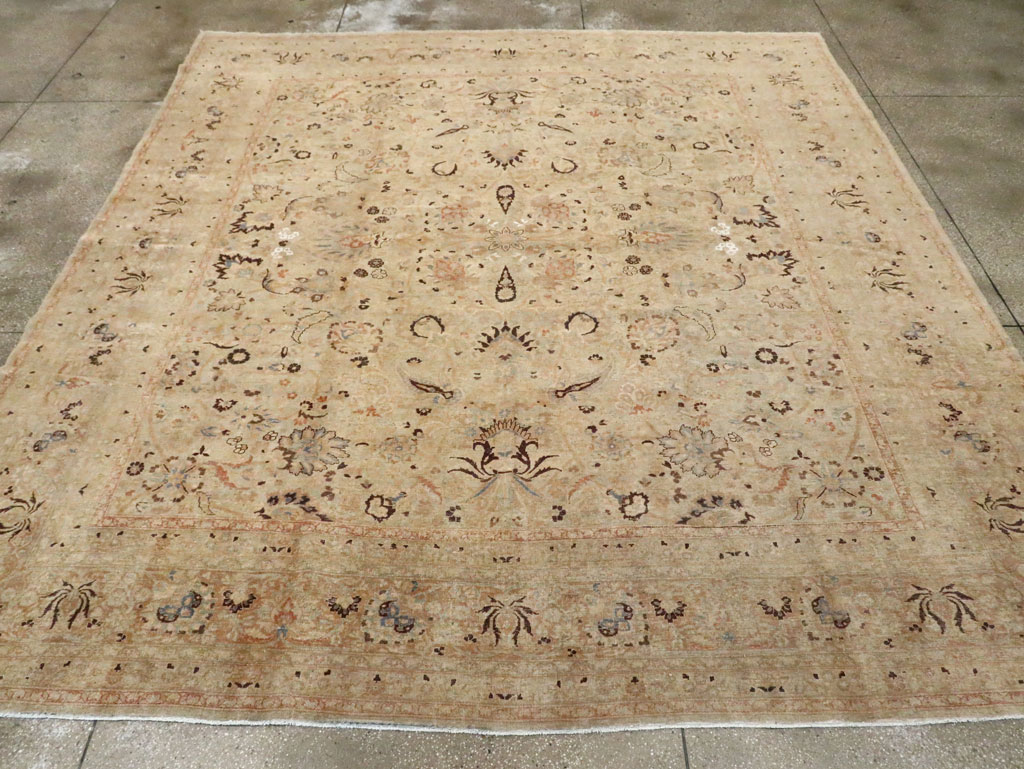 Antique Persian Mashad Square Carpet, No.23194 - Gsblank