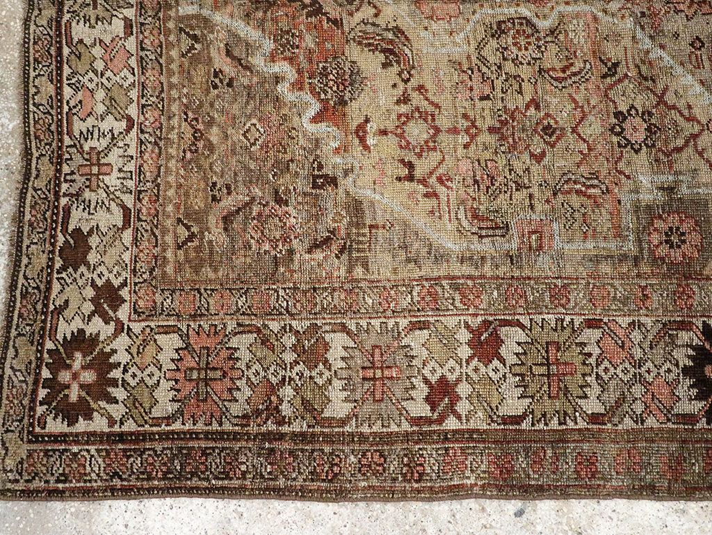 Antique Persian Bidjar Rug, No.23211 - Gsblank