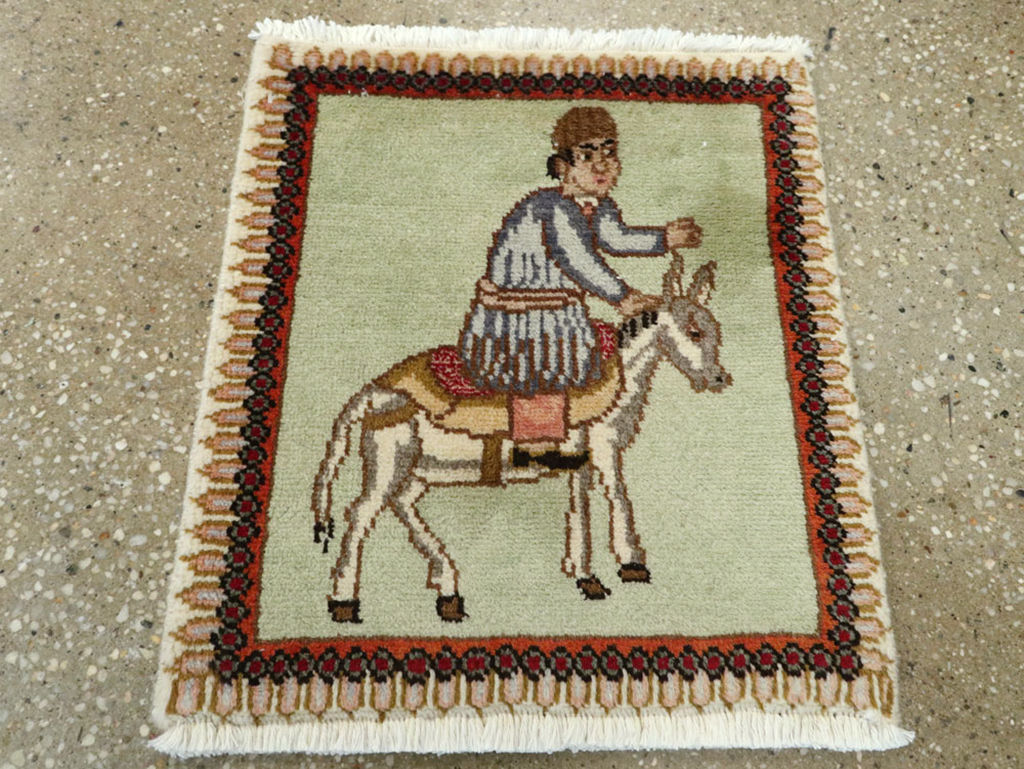 Vintage Persian Tabriz Pictorial Rug, No.23215 - Gsblank