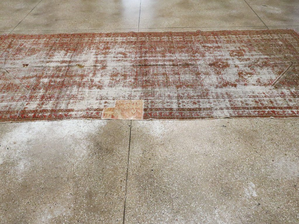 Antique Persian Malayer Gallery Carpet, No.23229 - Gsblank