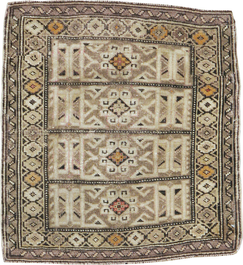 Antique Caucasian Shirvan Square Rug, No.23230 - Gsblank