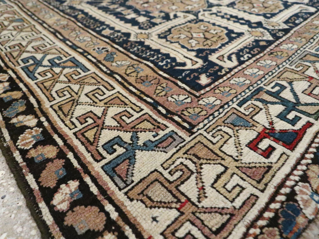 Antique Caucasian Shirvan Rug, No.23258 - Gsblank