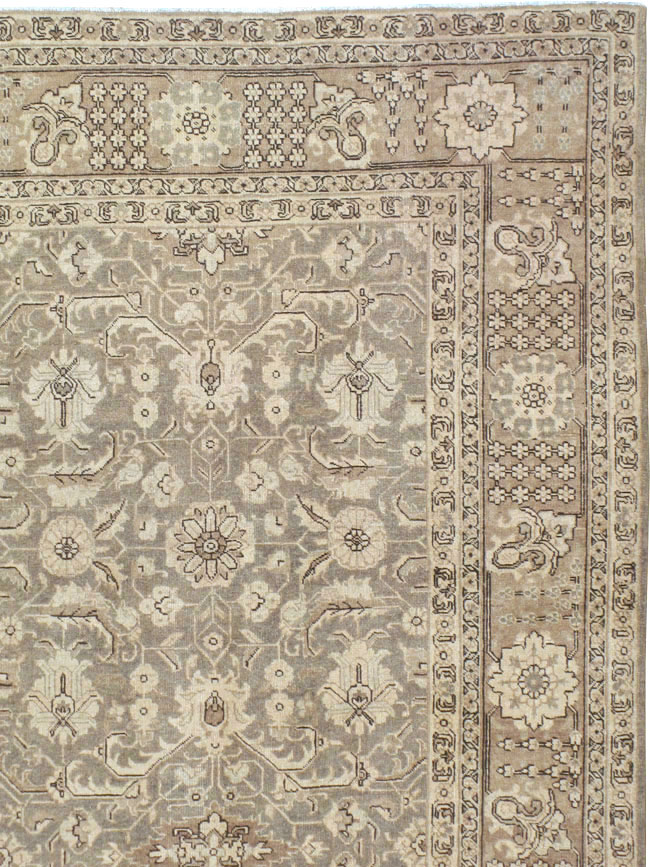 Antique Persian Tabriz Carpet, No.23268 - Gsblank