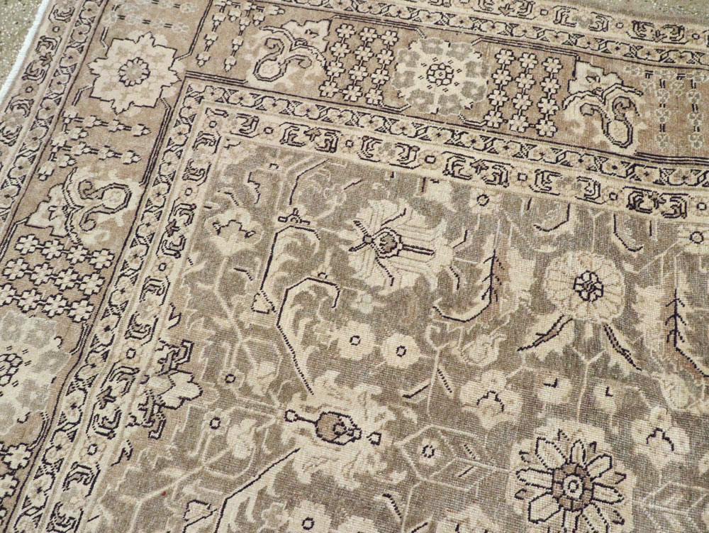 Antique Persian Tabriz Carpet, No.23268 - Gsblank