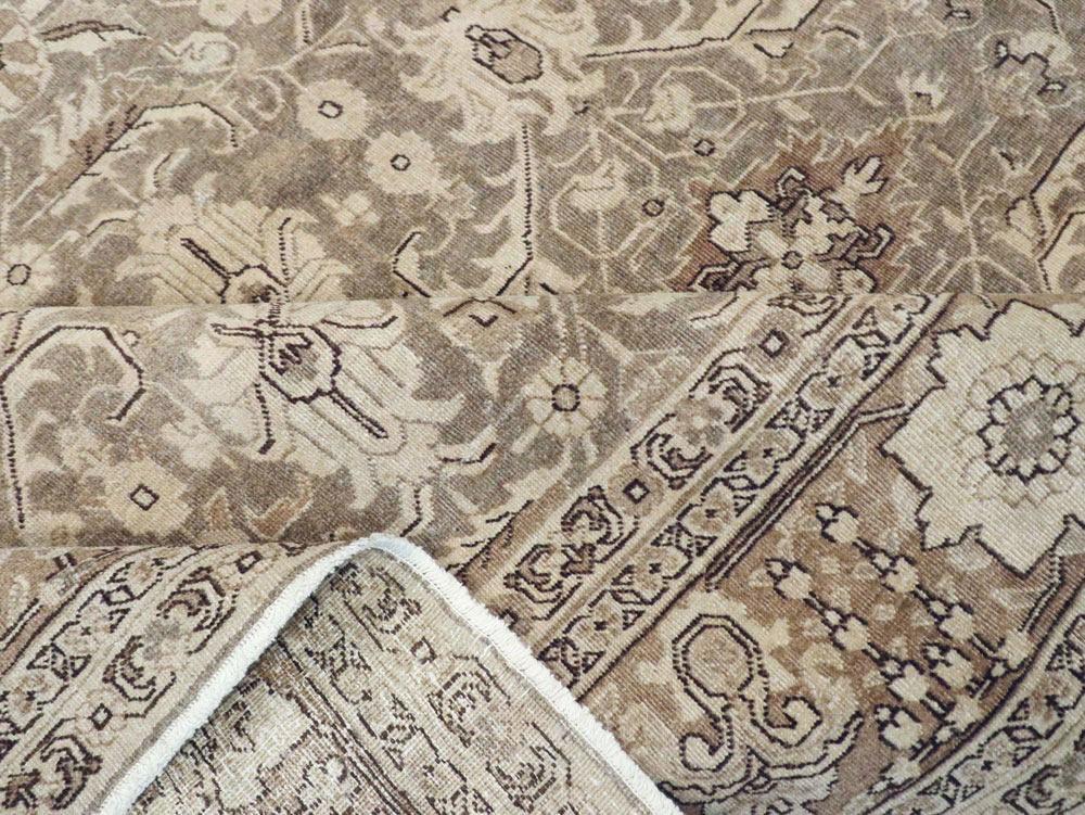 Antique Persian Tabriz Carpet, No.23268 - Gsblank