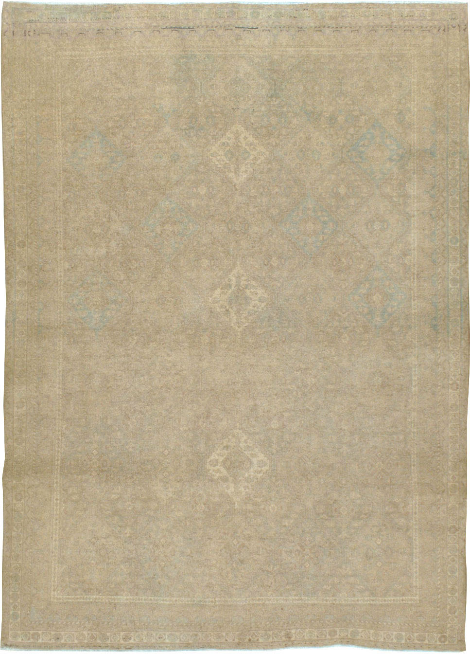 Vintage Persian Shiraz Rug, No.23272 - Gsblank