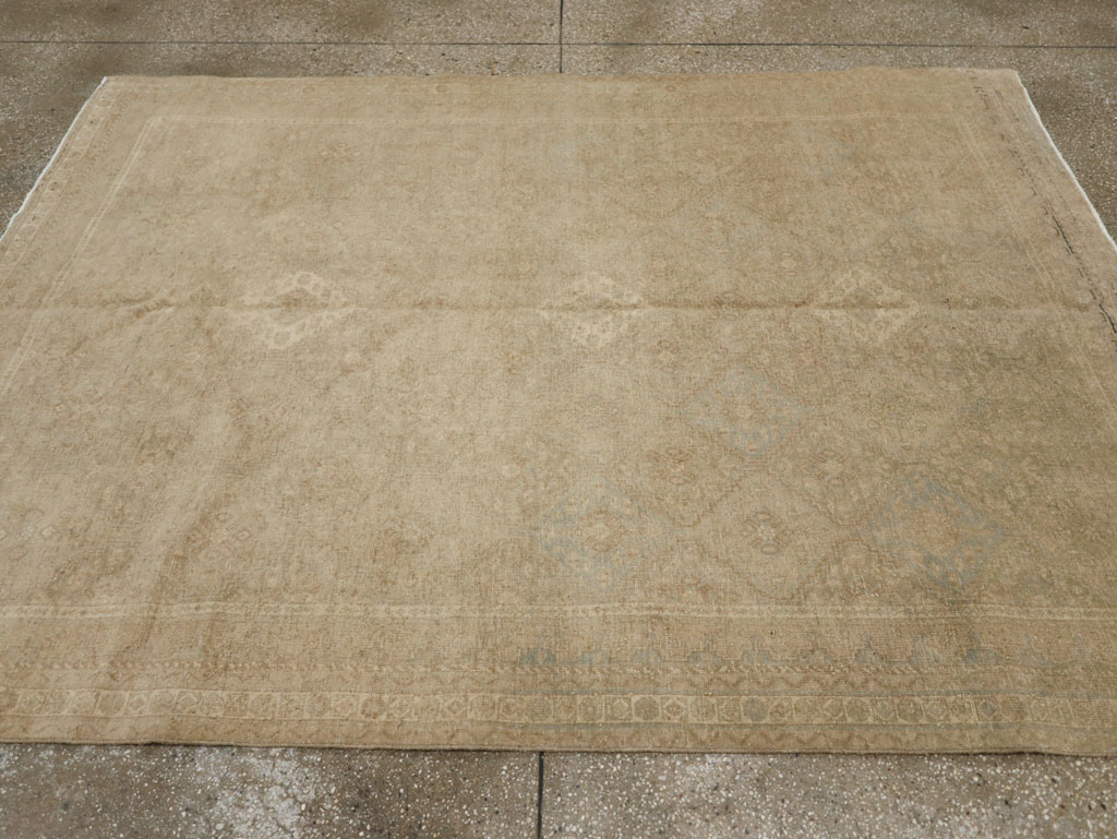 Vintage Persian Shiraz Rug, No.23272 - Gsblank