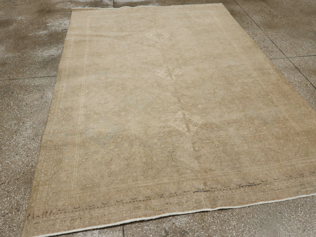 Vintage Persian Shiraz Rug, No.23272 - Gsblank