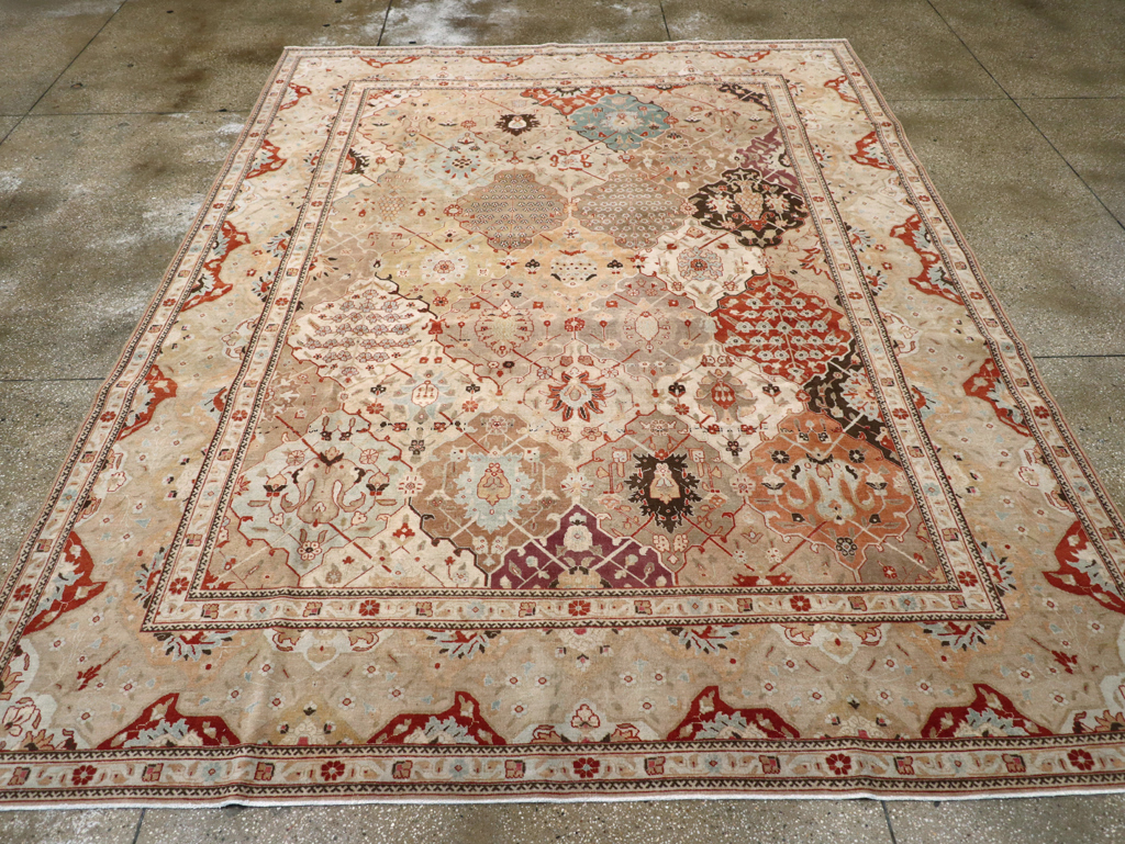Antique Persian Tabriz Carpet, No.23284 - Gsblank